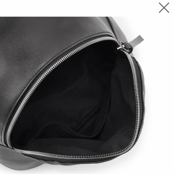 T-Shirt & Jeans Corgi Small Backpack Purse Dog - Picture 7 of 9